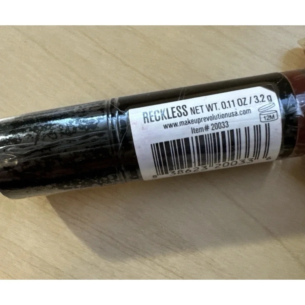 Makeup Revolution Amazing Lipstick Reckless Red Vegan NEW